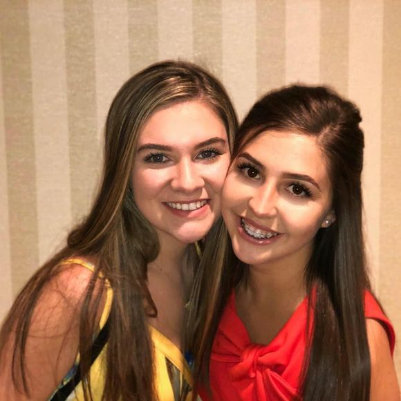 Meet your Posher, Sarah - Picture 1 of 1